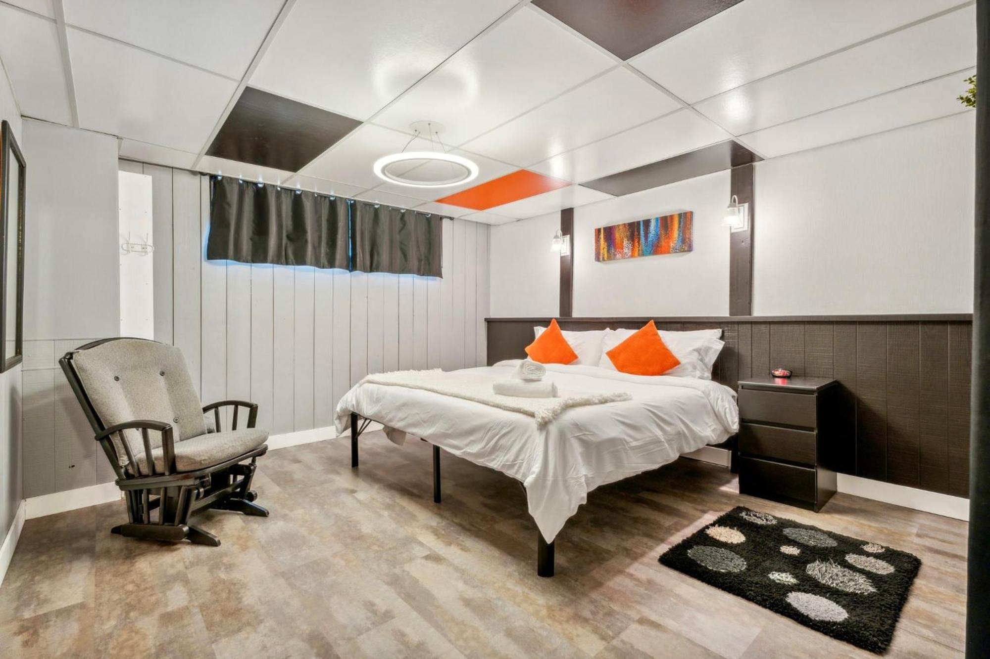 The Park House Retreat With Hot Tub Villa Calgary Luaran gambar
